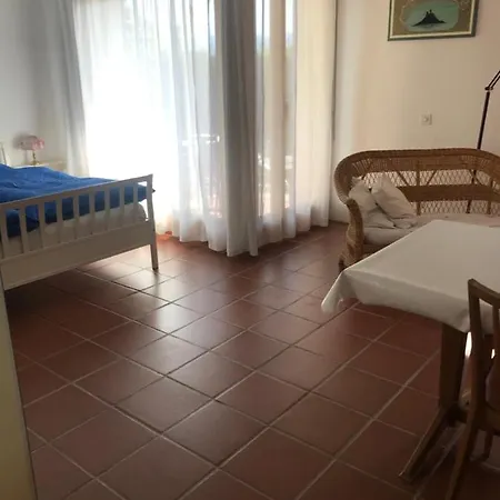 Affittacamere Casa Vignole *
